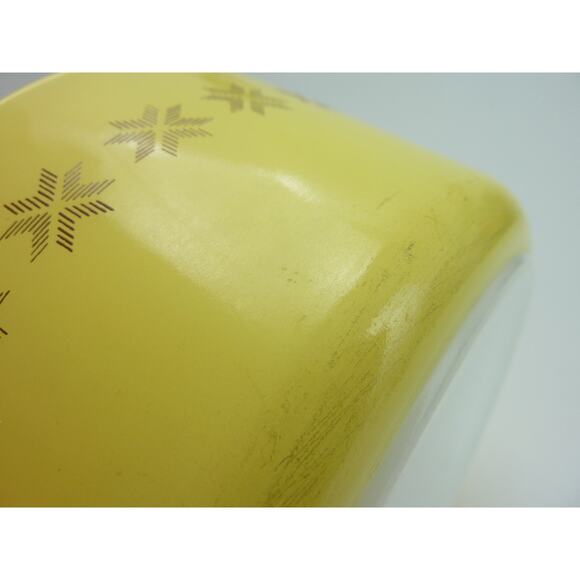 Vintage Pyrex Town and Country Yellow Casserole Dish 474 – B 1.5 Quart No Lid - Picture 6 of 7